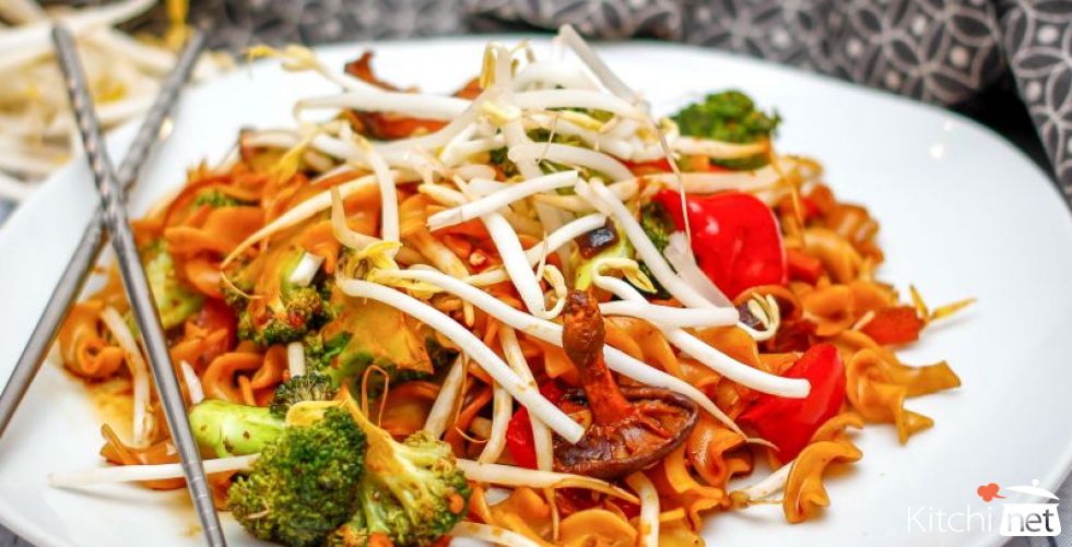 Thai Stir-Fried Noodles With Vegetables Ingredients